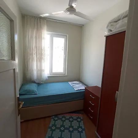 Great Location, Private Garden 2 Min Walk To Feriehus
